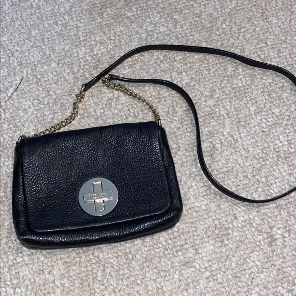 Kate spade crossbody bag with chain detail